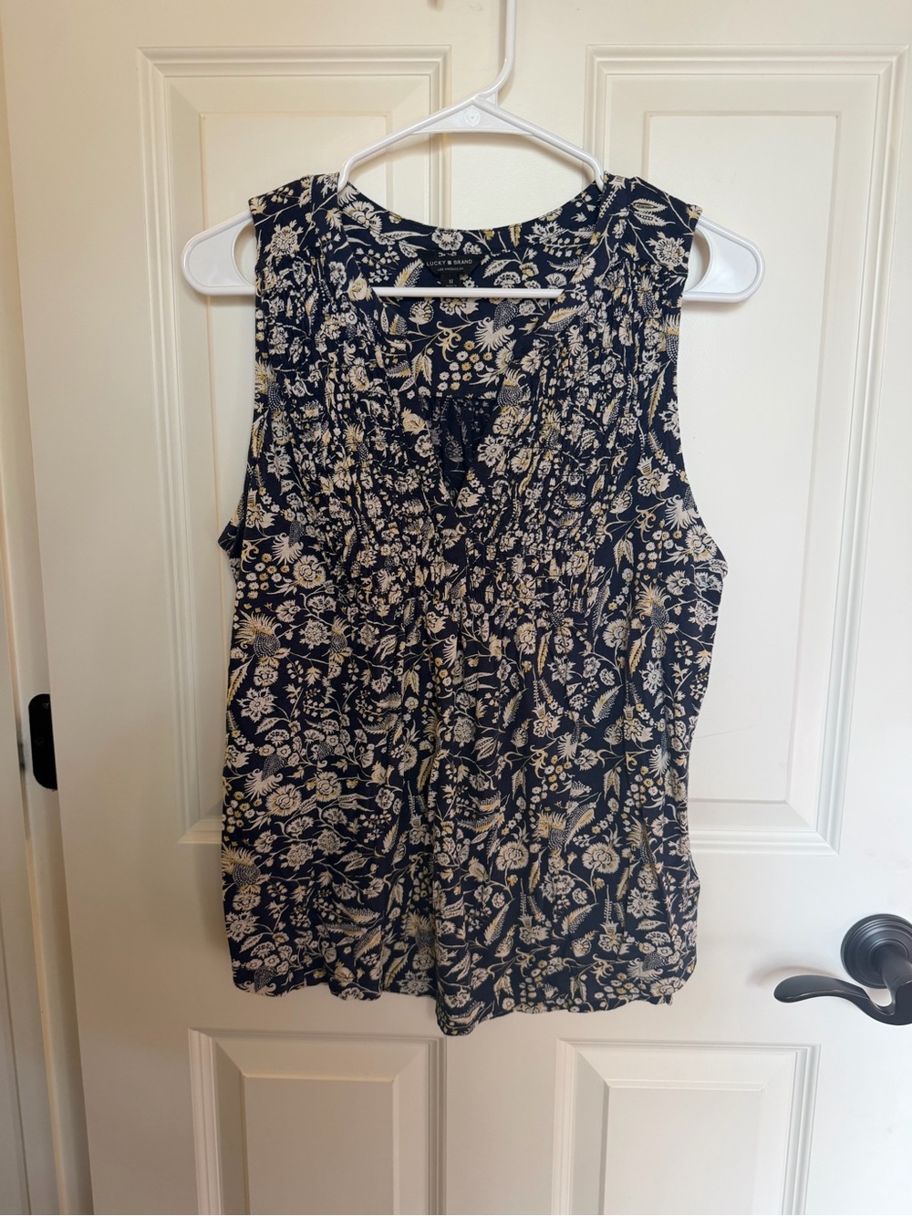 Lucky Brand Navy Floral Sleeveless V-Neck Camisole
